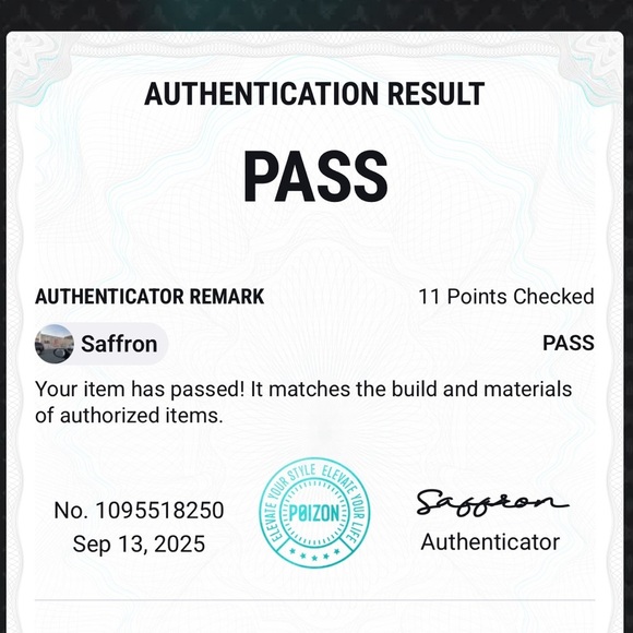 Gucci GG Marmont Leather Thong Sandals • Black • Size 39 - Picture 8 of 8